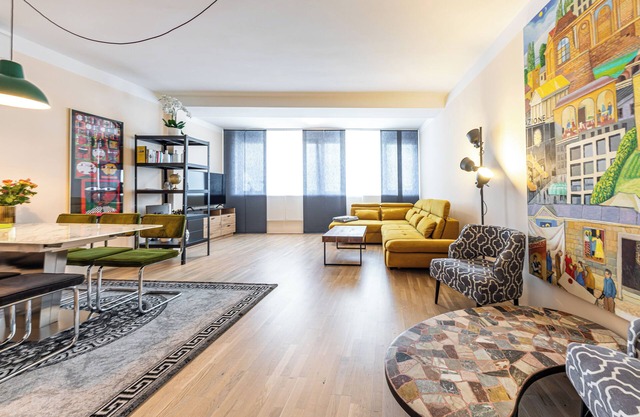 Very nice 78m² with 3 rooms, air conditioning, wifi, center, king size beds