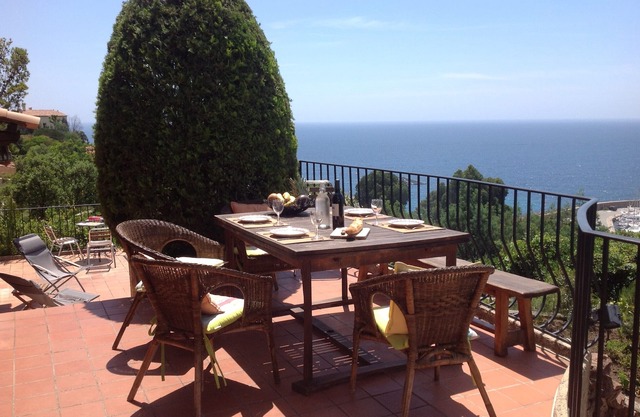 Very nice ground garden furniture