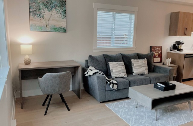 Victoria luxury one bedroom suite