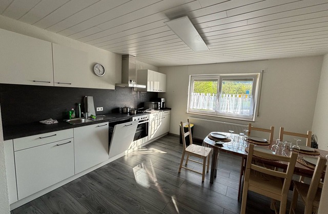 Vidi Apartmens: By the stream