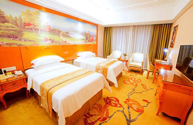 Vienna Hotel Shaoguan Wuli Pavilion