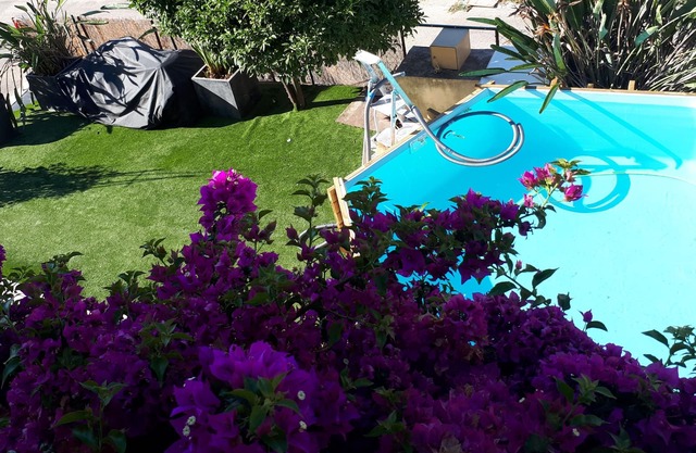 Villa 130m2, 5 bedrooms, 500m from the beaches and all shops, sea view, quiet.