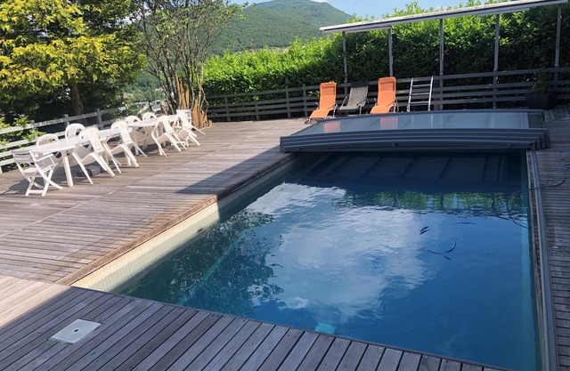 Villa 200m² 5 bedrooms, with swimming pool and garage