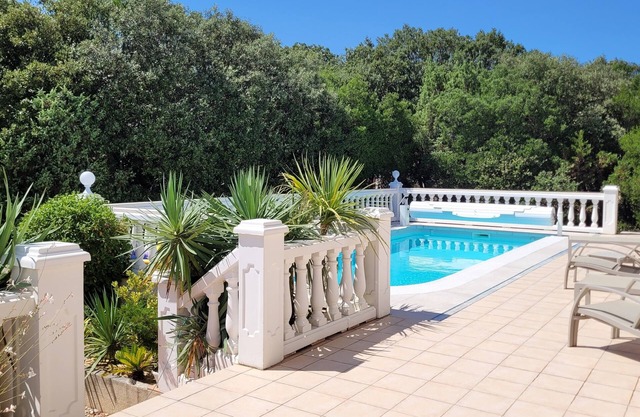 Villa 5* Gard | Heated Pool, Absolute Peace, Private Garden - La Cèzenole