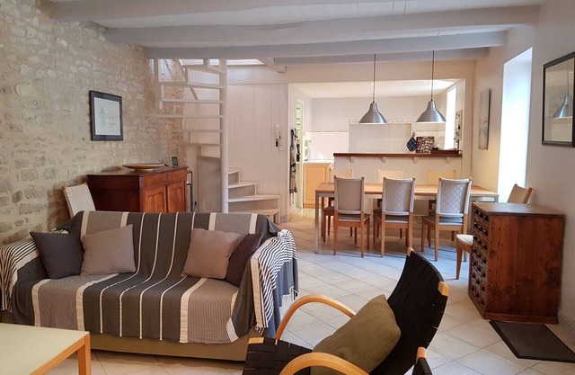 Villa - 6 People - Internet - Terrace - Seaside - Ile de Ré