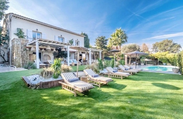 Villa a 3 km de Saint-tropez Avec Piscine Chauffée