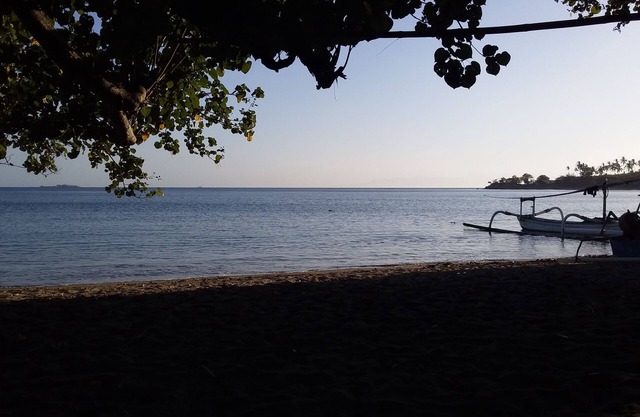 Villa Asiyah, Pandanan: next to Sekotong's bay: sailing, snorkeling, swiming.