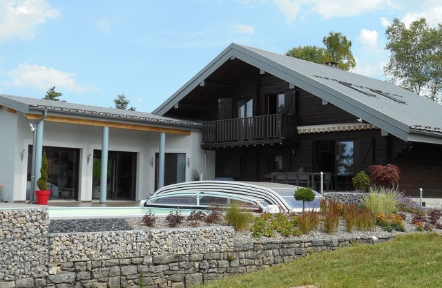 Villa above Lake Vouglans