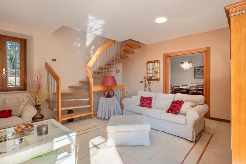 Villa Adora Holiday Home