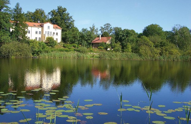 Villa am Trumpf - Design-Appartements im Naturgarten am See