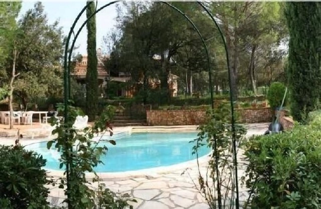 Villa and environment of Provence calm and confort on the Riviera