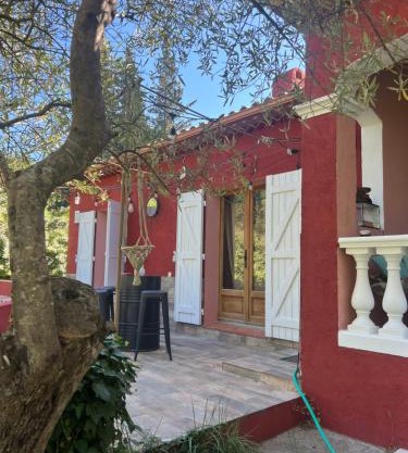 Villa au cœur de la Provence en pleine nature plage a 30 kilometres