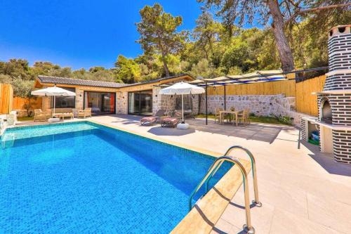 Villa Aybala / Kalkan