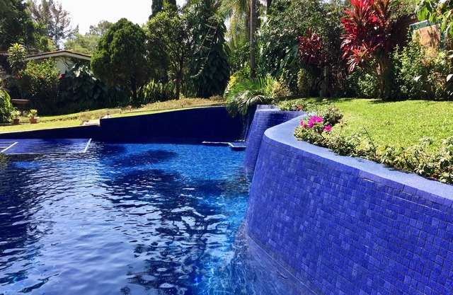 Villa Azteca-Mexican Colonial Home-Great Location, Perfect for Families and pets