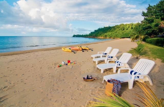 Villa BEACHNUT - ON PRIVATE BEACH IN A GATED COMMUNITY