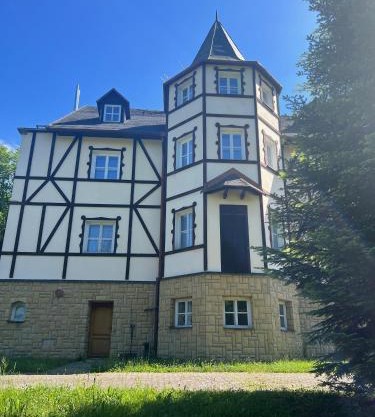 Villa Briggs