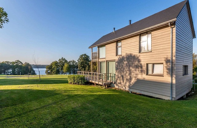 Villa by Lacs de l’Eau d’Heure with Terrace