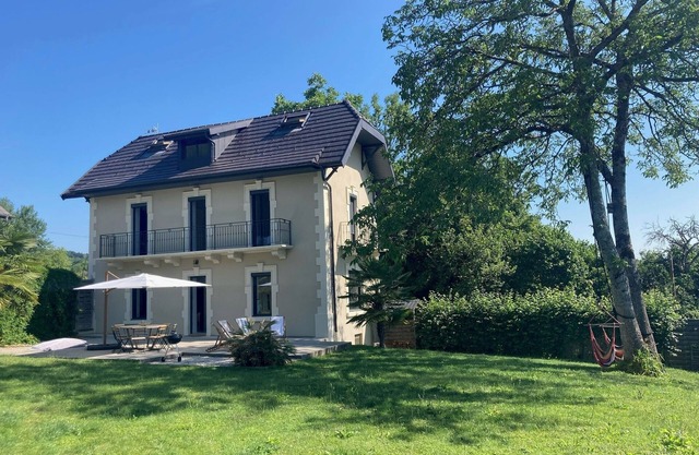 Villa Côte des Vignes {Annecy 15’ x Geneva 30'}