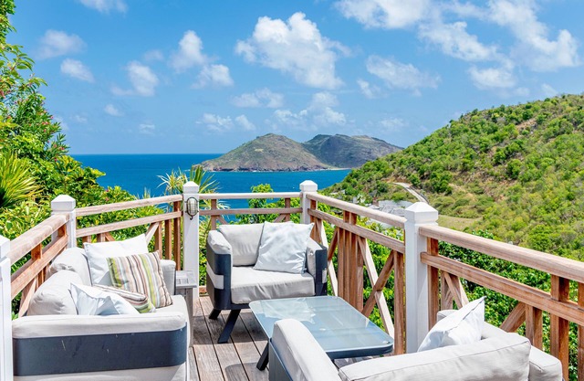 Villa Chouchou: Affordable 3 Bedroom Villa with Private Heated Pool & Jacuzzi!