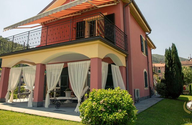 Villa Cinqueterre, few km away from Ligurian sea