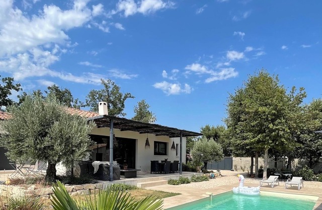 Villa Climatisée Piscine Privée Luberon Proche Gordes au Calme Sans vis à vis