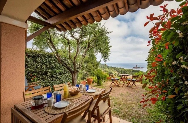 Villa Dans le Village de Cap Esterel, Sport et Nature