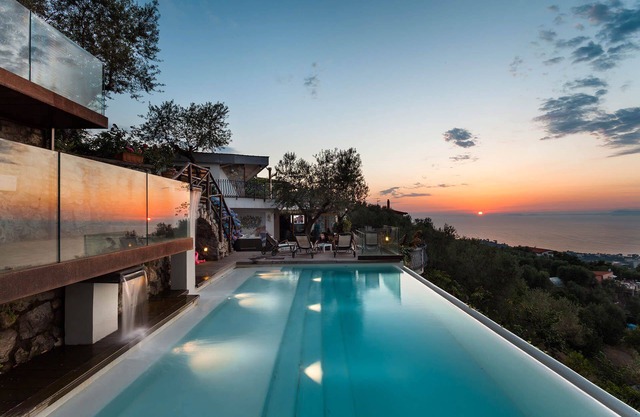 Villa Davide with infinity pool - My Rental Homes