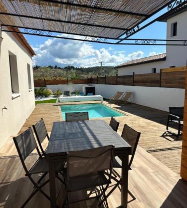 Villa de vacances avec piscine