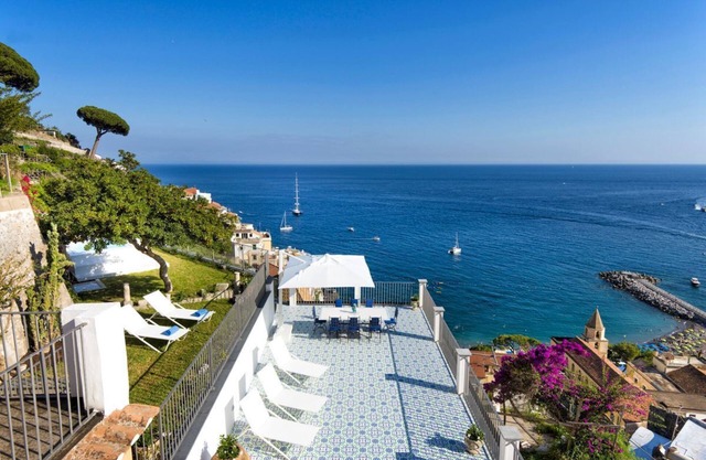Villa Del Piano - Four Bedroom Villa, Sleeps 8