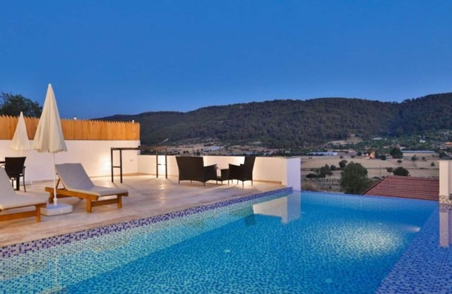 Villa Duruk 1 bed villa with pool, breakfast included