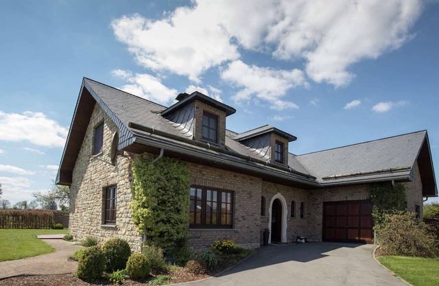 Villa East Canton with Sauna