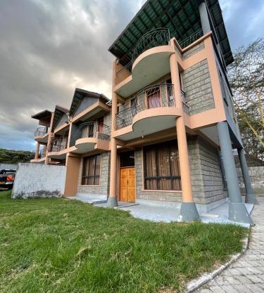 Villa Elementaita 3 bedroom with Swimming pool Nakuru