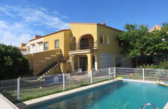 Villa exclusiva cerca del mar con Piscina privada 1022