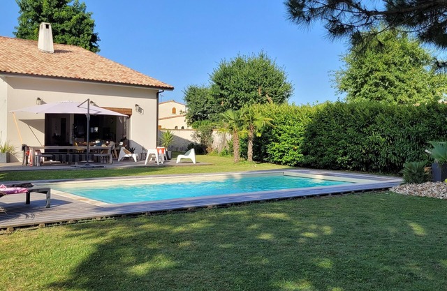 Villa Familiale Avec Piscine Entre Bordeaux et Bassin D'arcachon