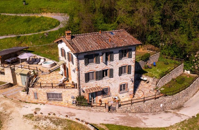 Villa Fenice - Elegant Country House
