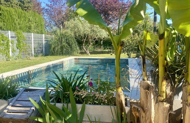 Villa between sea and Cevennes with private pool
