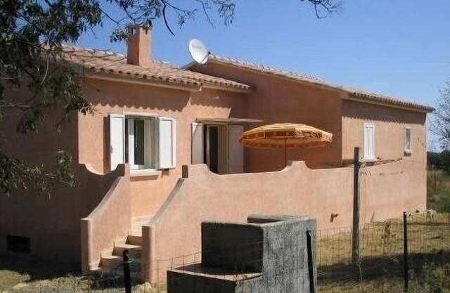 VILLA FURNISHED WITH VERY CALM ON THE COMMON VENTISERI