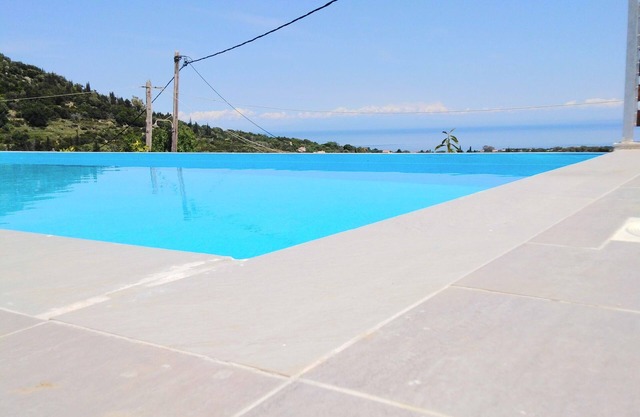 Villa George Sunrice .3br .private Pool .free Parking .sea Views