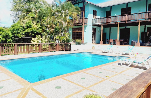 Villa Good Hope- Beautiful 3 bedroom villa with a Beachfront, Pool and A/C