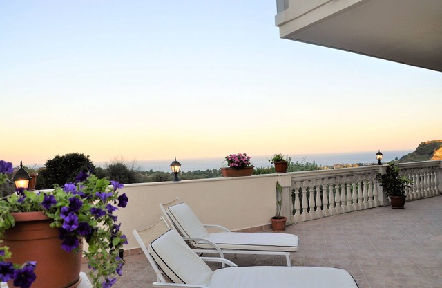 Villa il belvedere vista mare A pochi passi da Savoca A Taormina