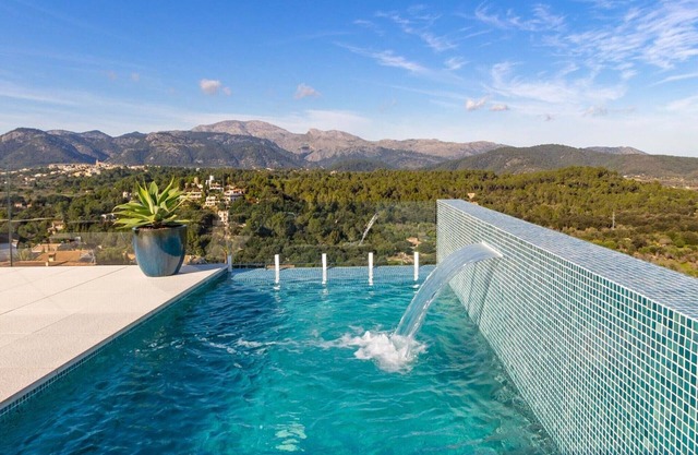 Villa in Búger with Rooftop Pool & Scenic Views