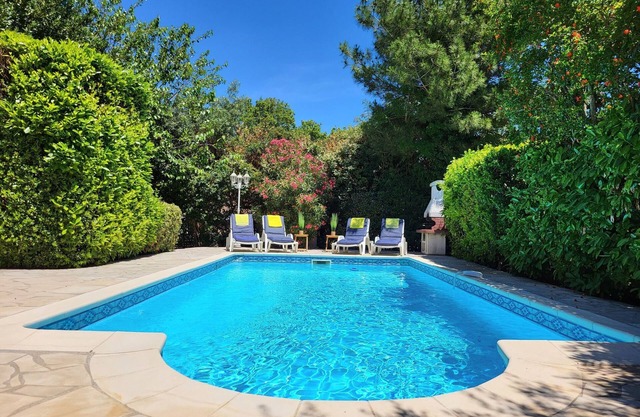 Villa in Saint-Couat with Private Pool