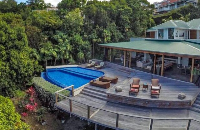 Villa Kuban | Ocean View - Located in Exquisite Colombier with Private Pool