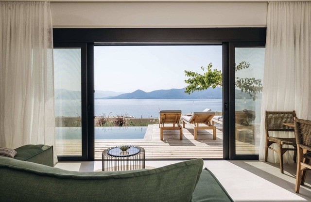 Villa Kyveli Summary: