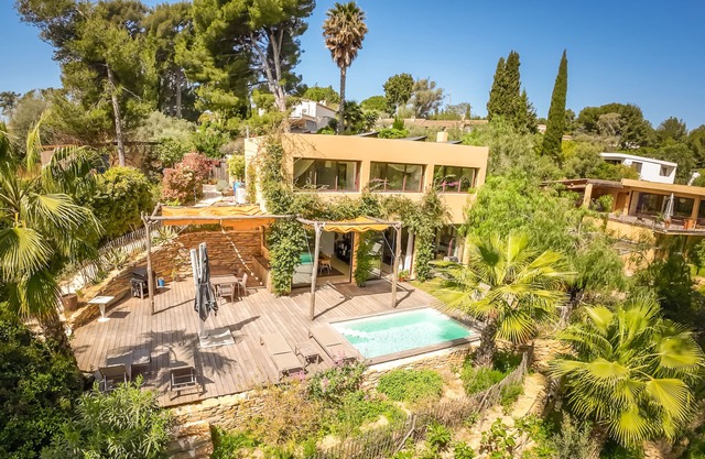 Villa La Finca meublé 5* de tourisme St Cyr-sur-Mer Les Lecques