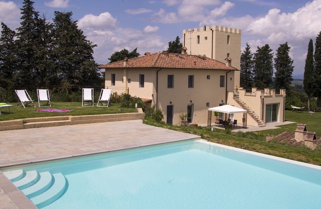 Villa La Torre in Montespertoli. San Pancrazio apartment 2 bedrooms 4 beds lett