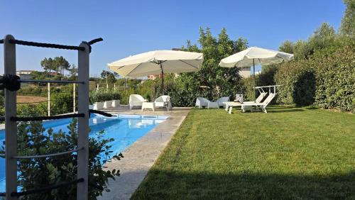 Villa Malvasio Pool and Jacuzzi Room Sassari