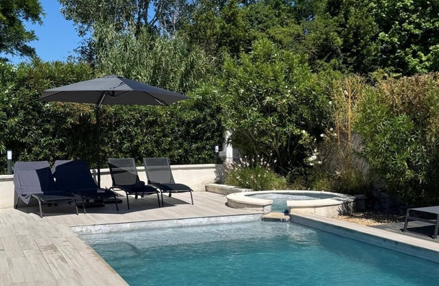 Villa Manava, life-size Luberon