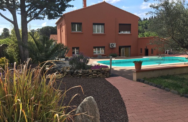 Villa Marguerite Beautiful Occitan house in a village renowned for its wines