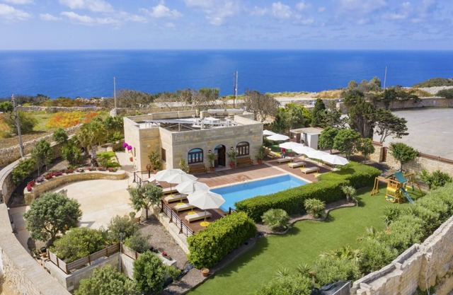 Villa Meilak - Three Bedroom Villa, Sleeps 8